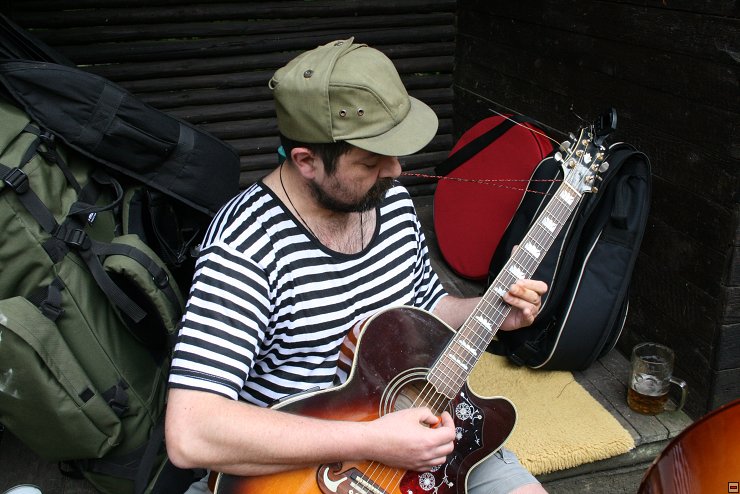 img00028.jpg