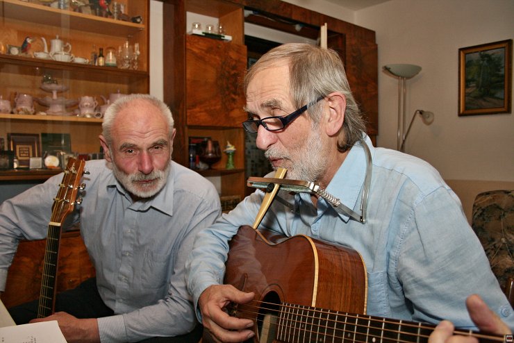 img00017.jpg