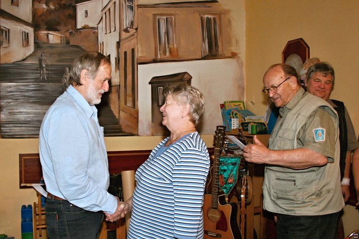 img00017.jpg