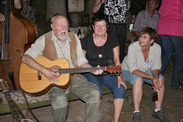 img00025.jpg