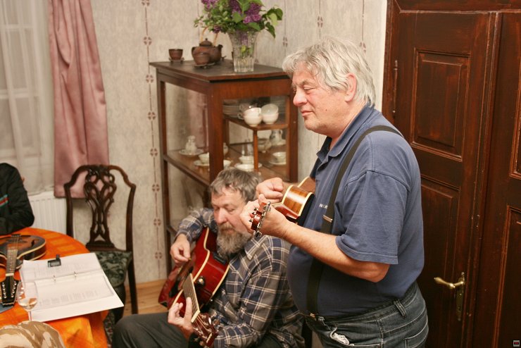 img00023.jpg