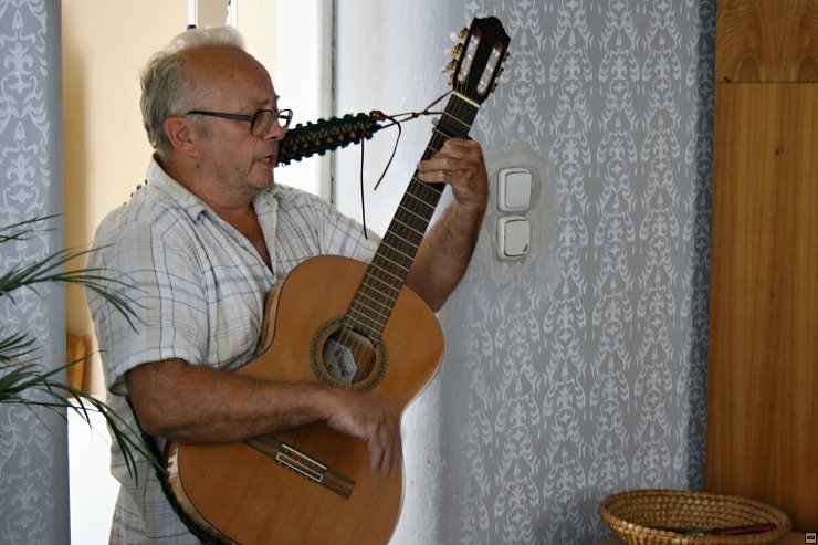img00002.jpg