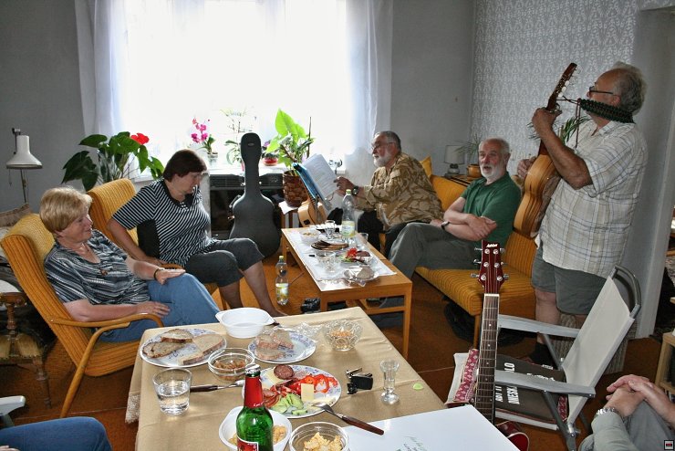 img00004.jpg