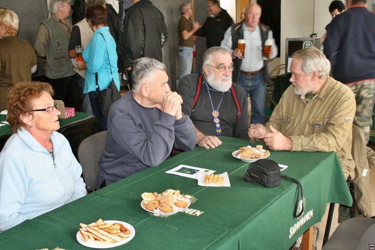 img00004.jpg