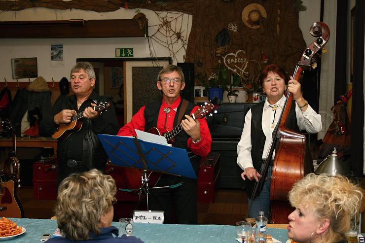 img00008.jpg
