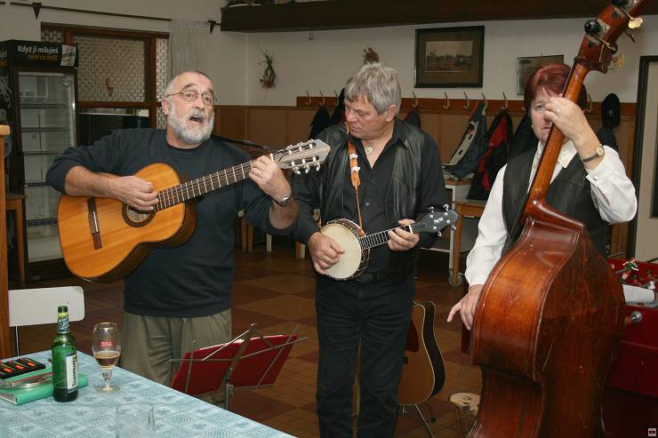 img00013.jpg