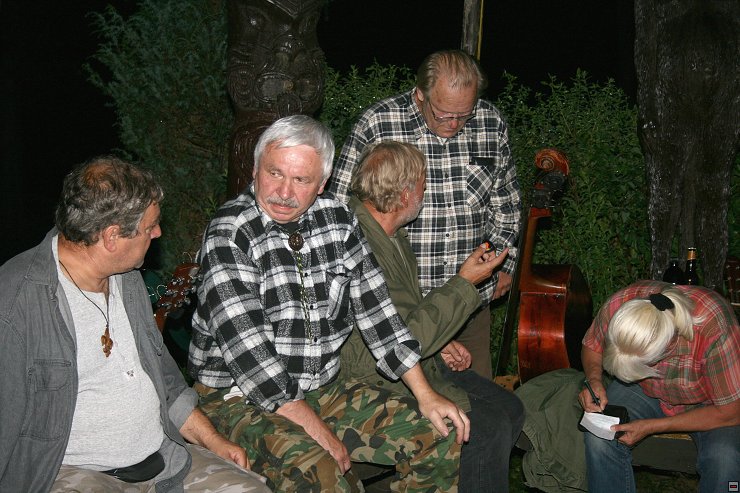 img00017.jpg