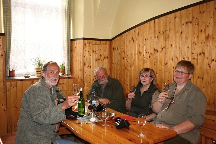 img00064.jpg