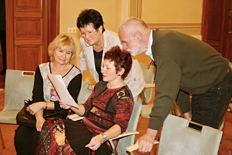 img00027.jpg